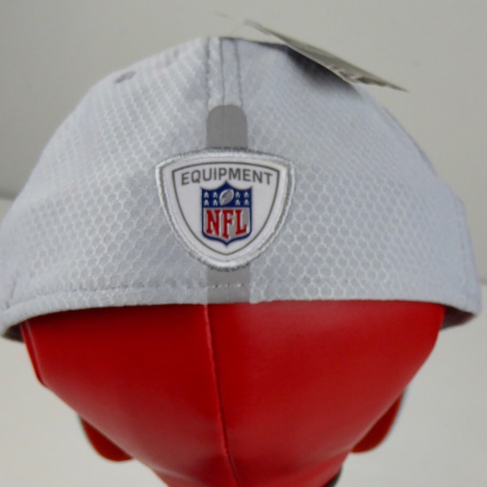 Cleveland Browns New Era 39-30 Raised Logo Hat Cap - Picture 3 of 8